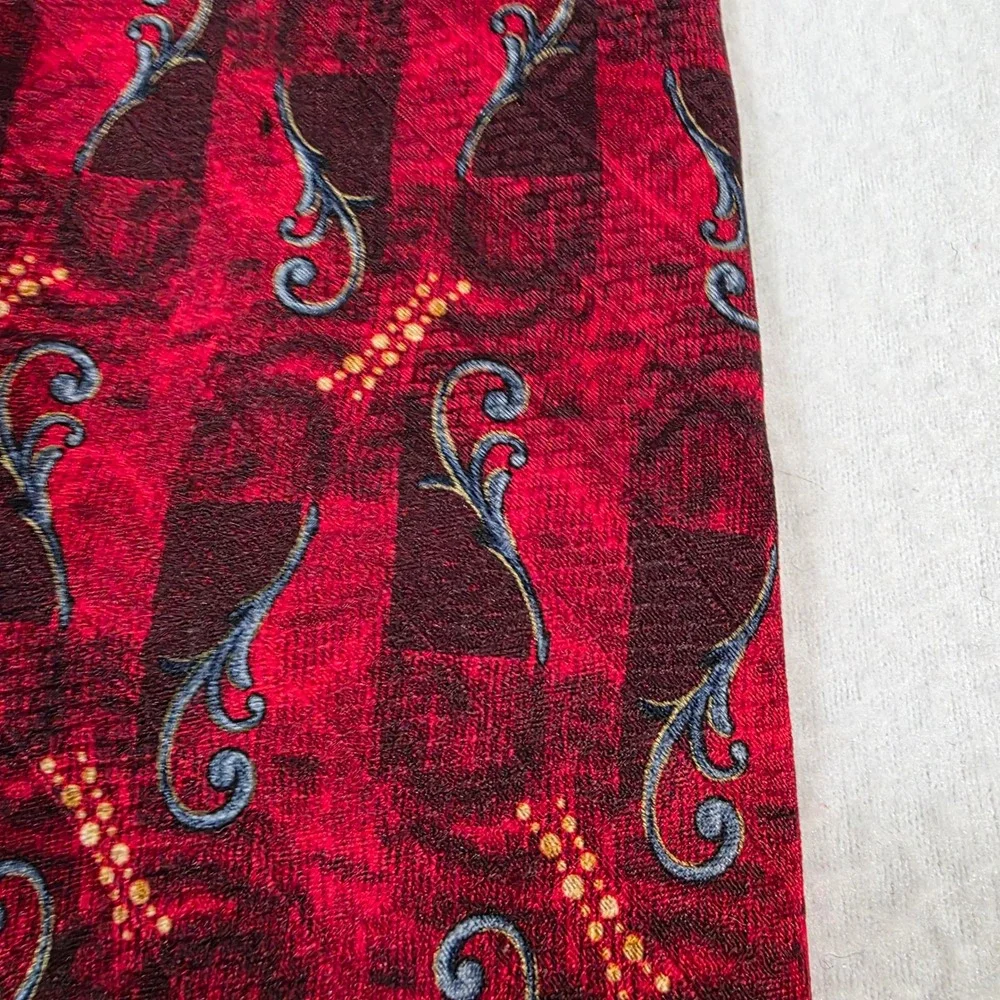 Robert Talbott Best of Class Nordstrom Red Paisley Silk Tie Hand Sewn USA Mens